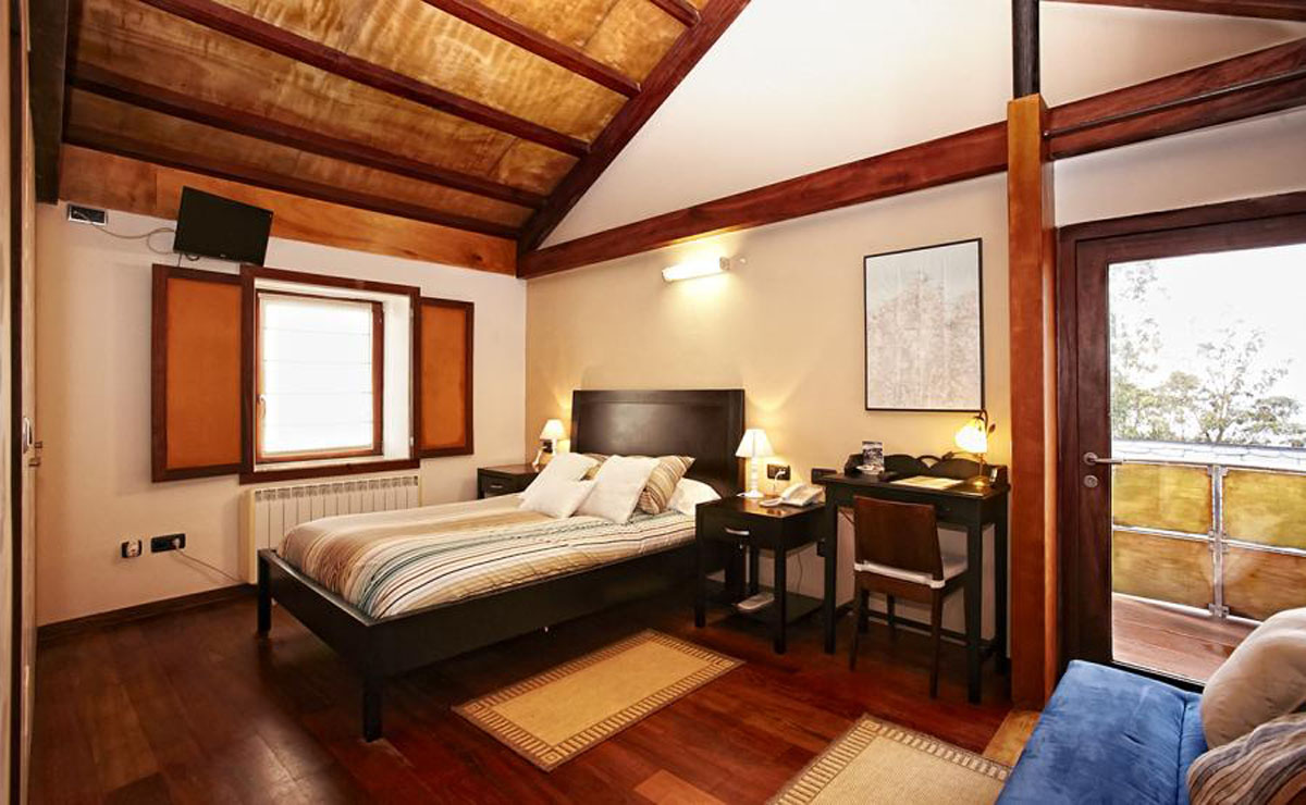 Hotel Semaforo Bares