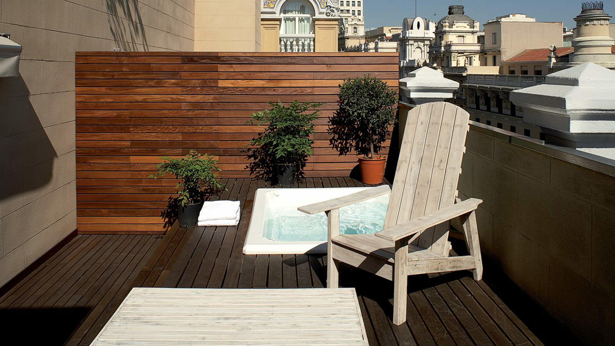 20180109124343-4b00750cafb94a403eb675264d030e05