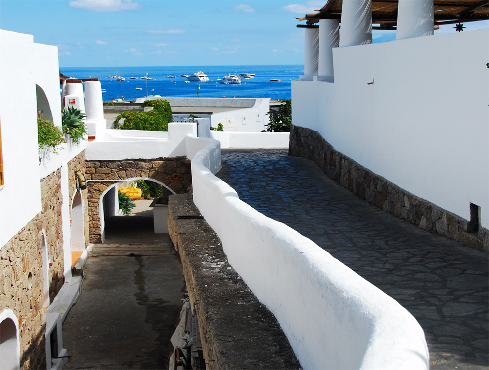 20200526143704-ae69afd9bf42c0a328d5301ab25e4409