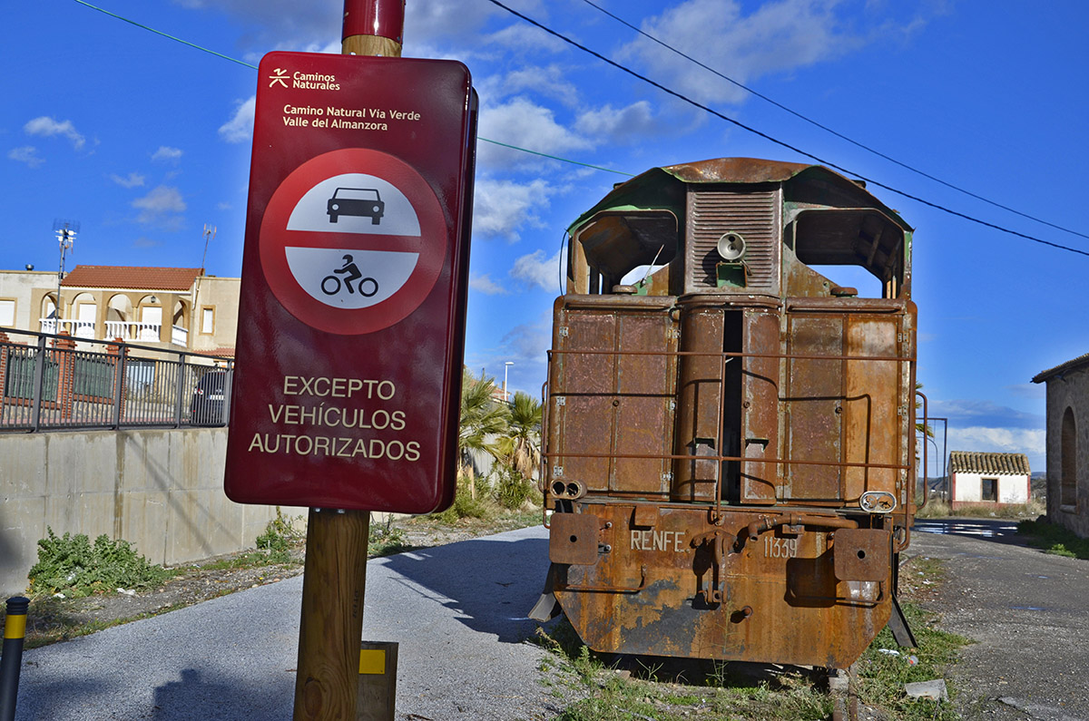 20211208220937-168edd346f42808bdf67dae40e8986a8