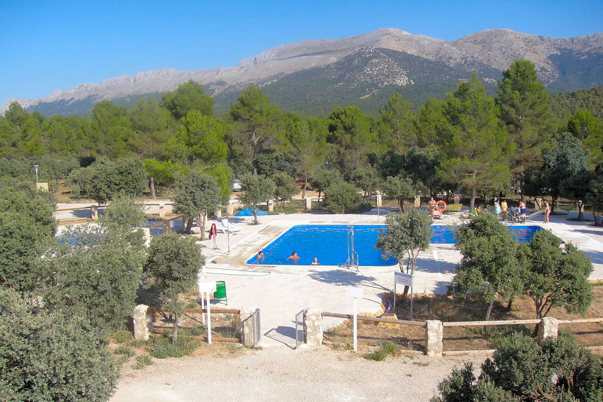 20220623013340-6c42a2ce513e9158e3b670b33f3cc9d9